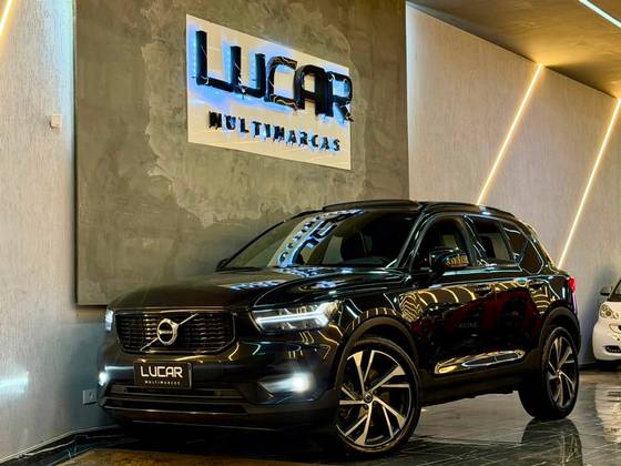 VOLVO XC40 1.5 T5 RECHARGE R-DESIGN GEARTRONIC VOLVO XC40 1.5 T5 RECHARGE R-DESIGN GEARTRONIC